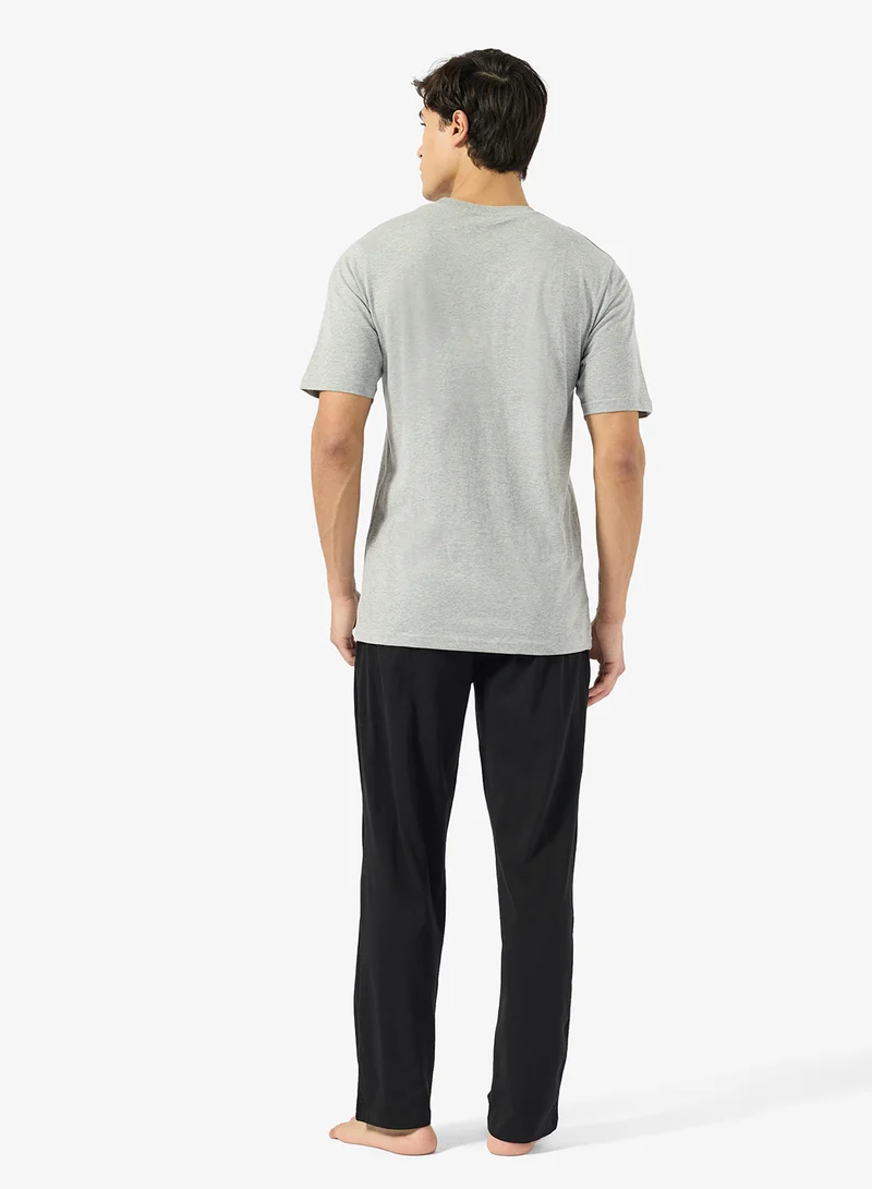 Seventy Five Regular fit tee and Pant set